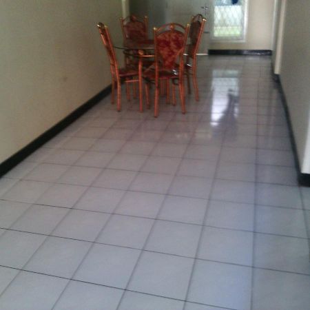 Villa Kota Bunga Blok C4-1 Чипанас Экстерьер фото