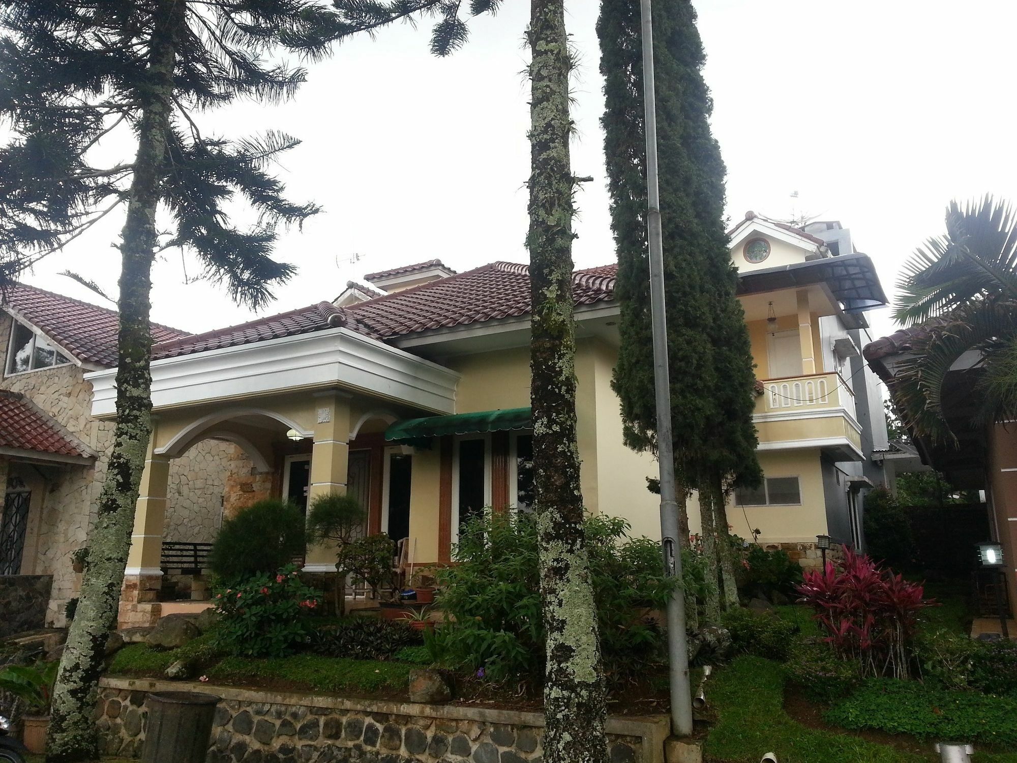Villa Kota Bunga Blok C4-1 Чипанас Экстерьер фото